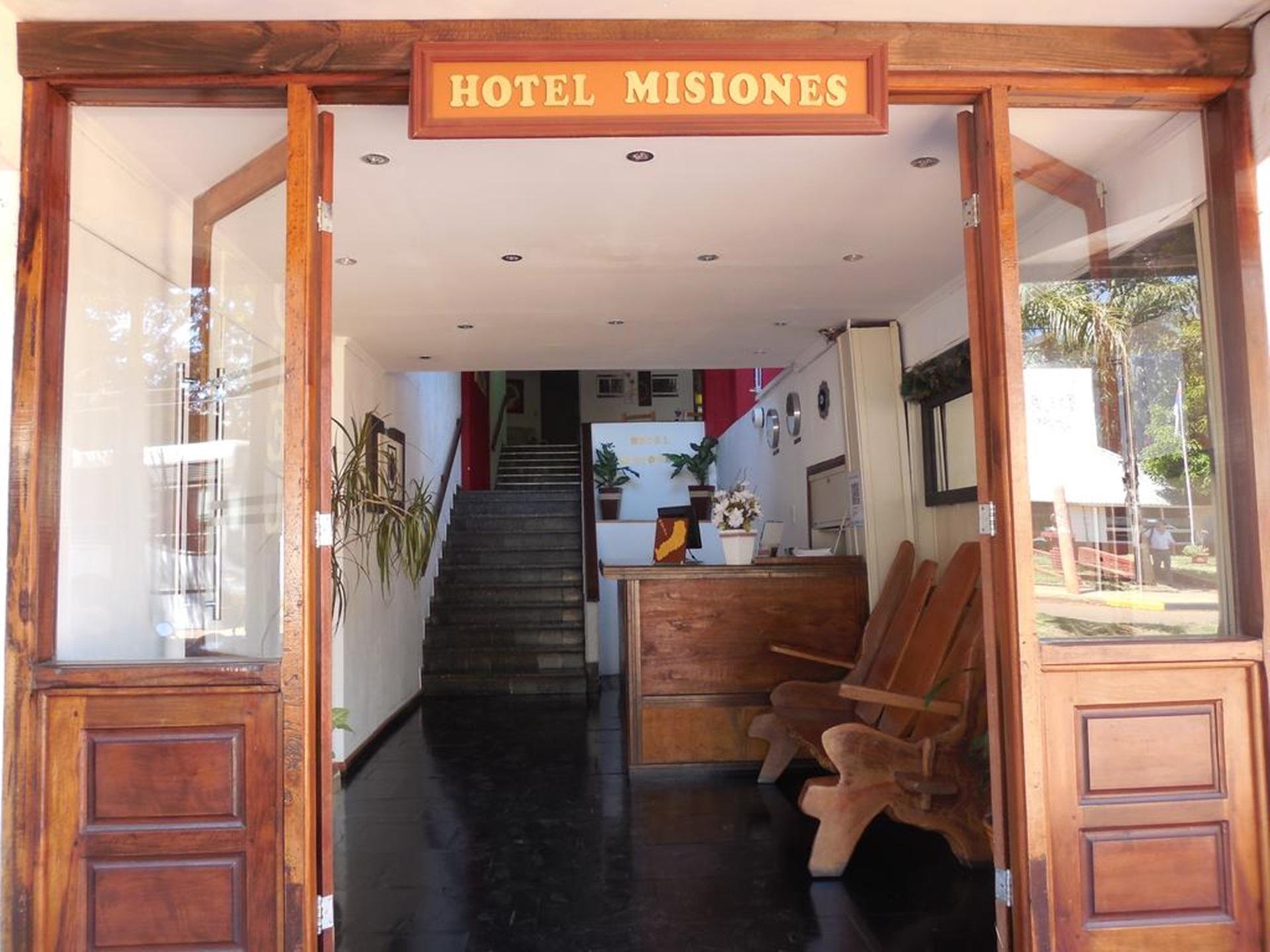 Nuevo Hotel Misiones Пуерто Игуасу Екстериор снимка